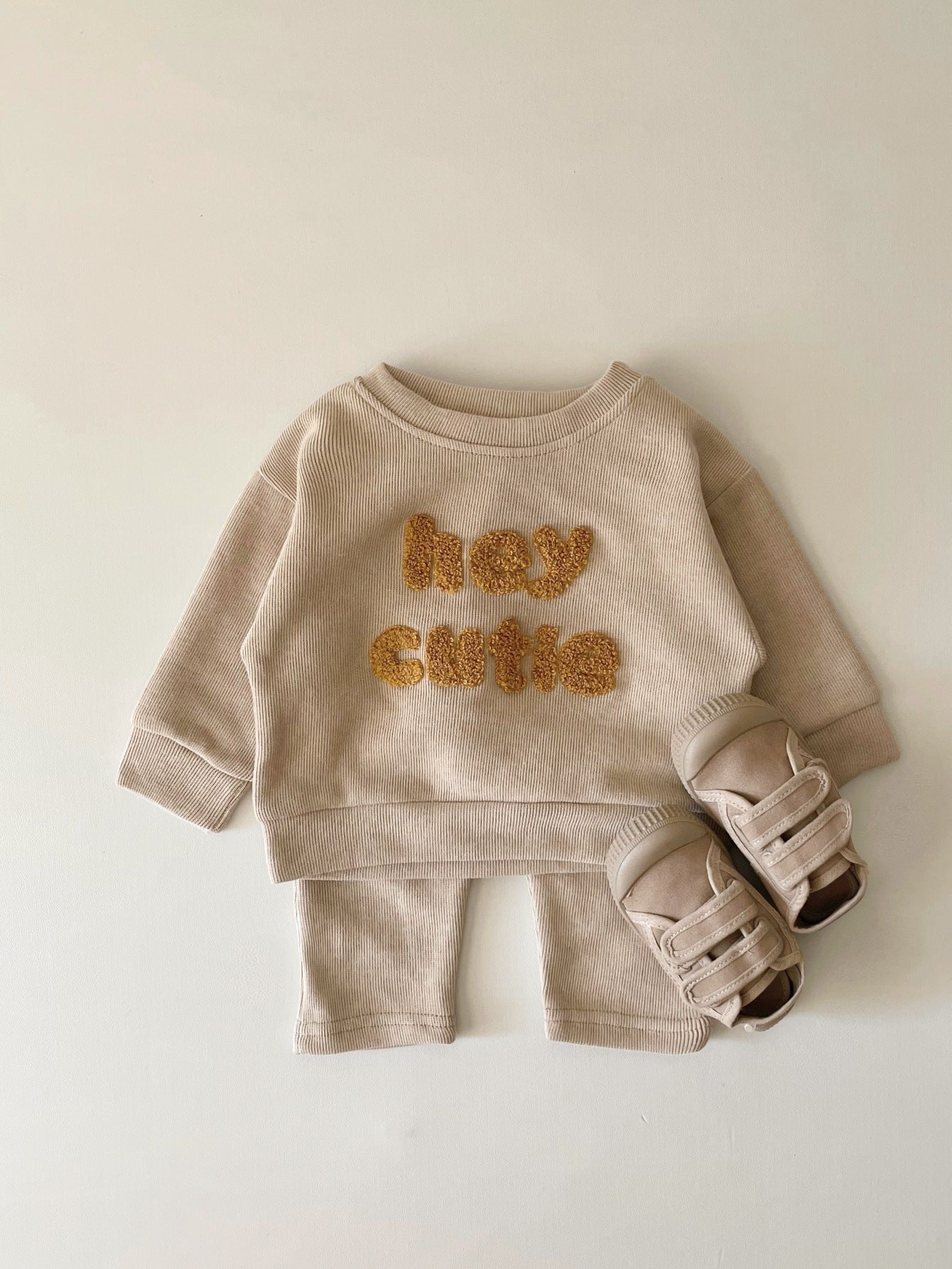 π Sweet Little Words β Baby Alphabet Embroidered Two-Piece Set