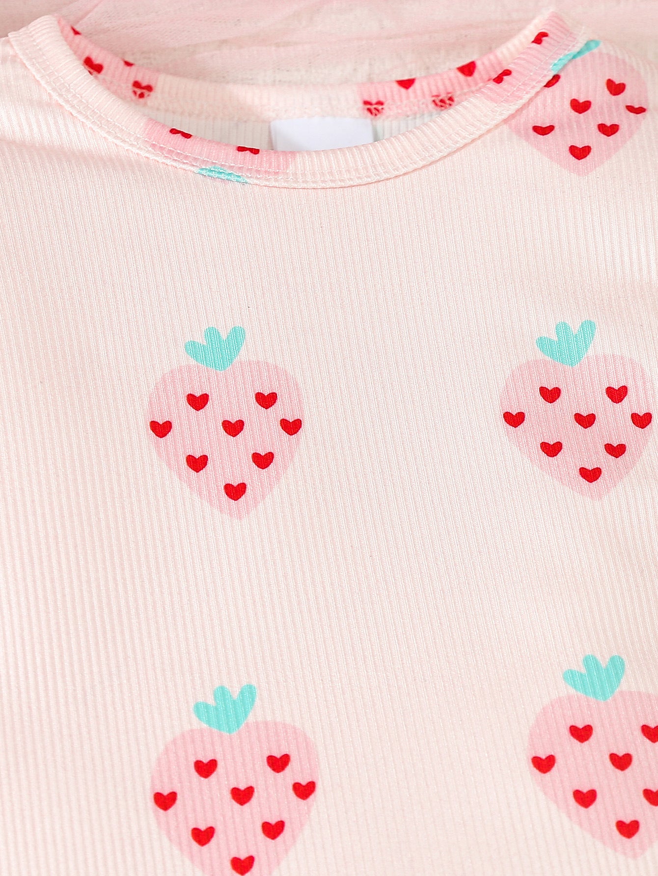 🎨 Colorful Beginnings – Infant 3-Piece Printed Set
