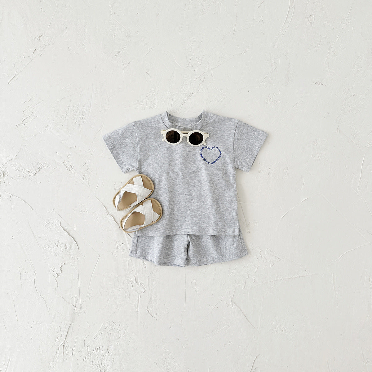 💖 Heartwarming Summer Vibes – Heart Printing Short Sleeve Suit for Boys & Girls