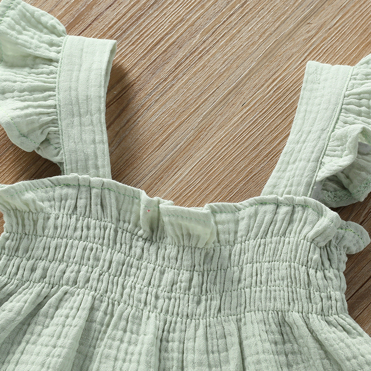 🌸 Adorable Girls' Solid Color Sling Top & Hot Pants Suit – Perfect for Sunny Days!
